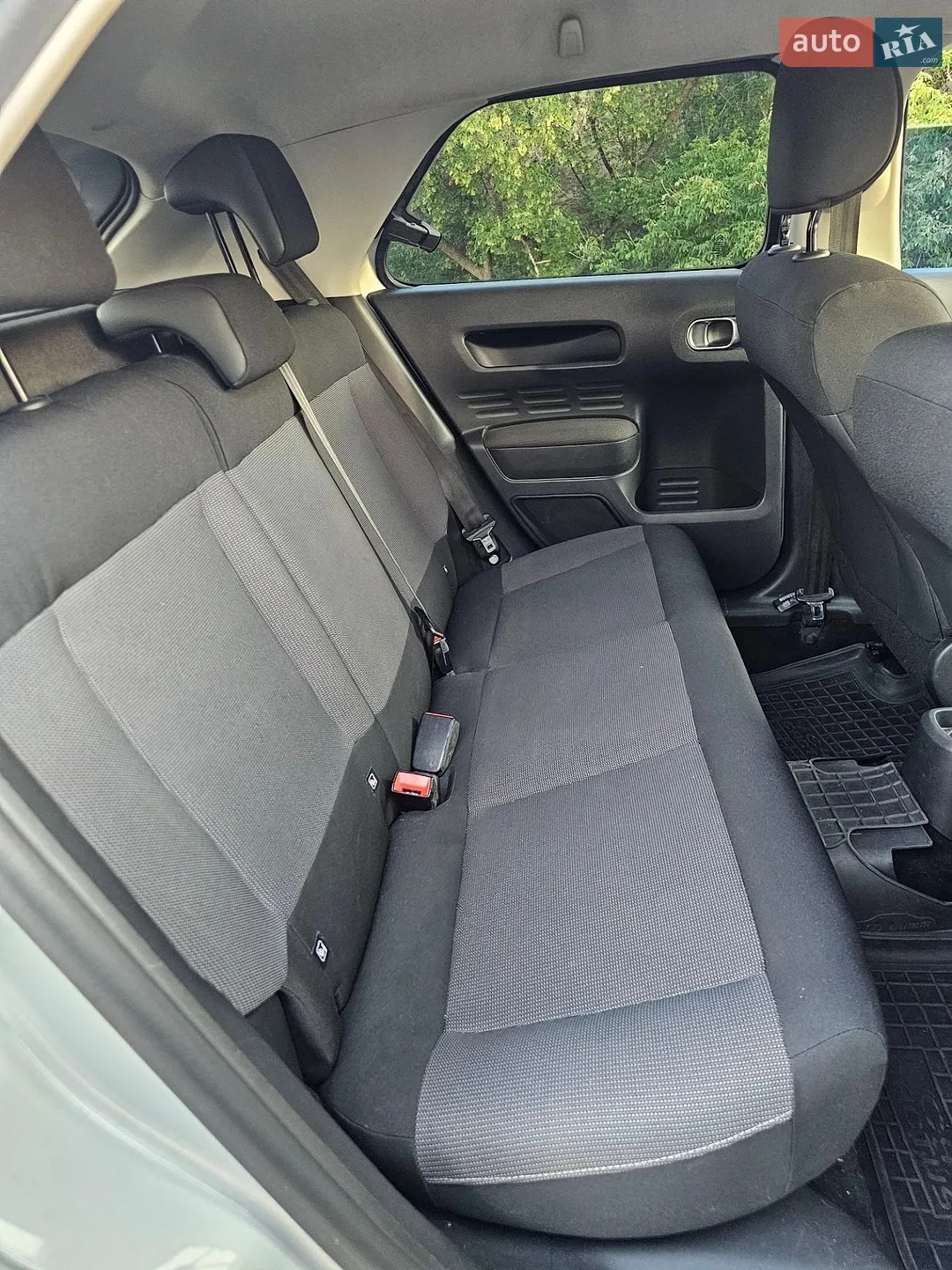 2016 Citroen C4 Cactus - мініатюра 11