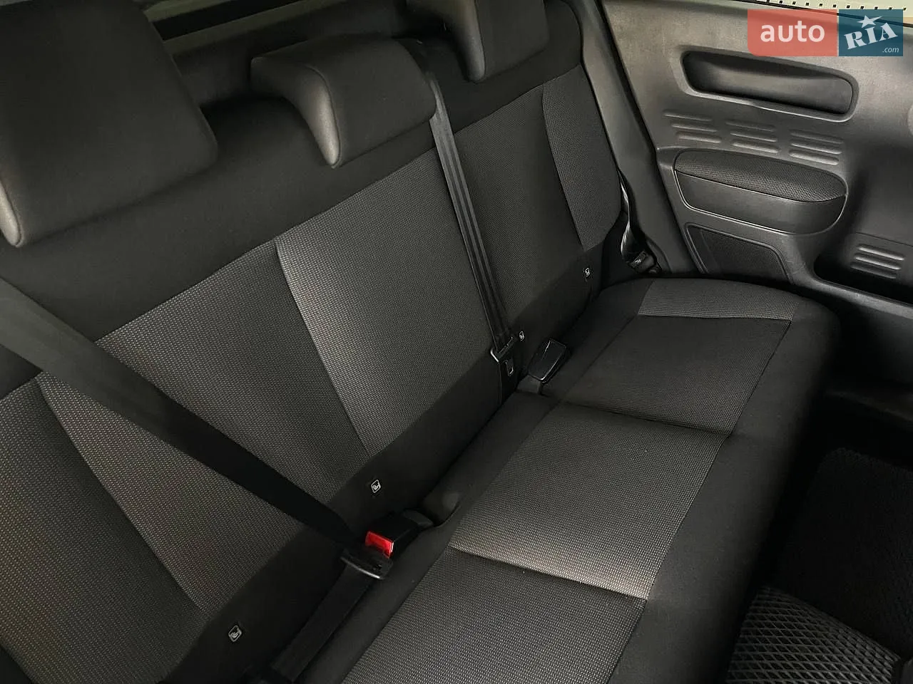 2015 Citroen C4 Cactus - мініатюра 23