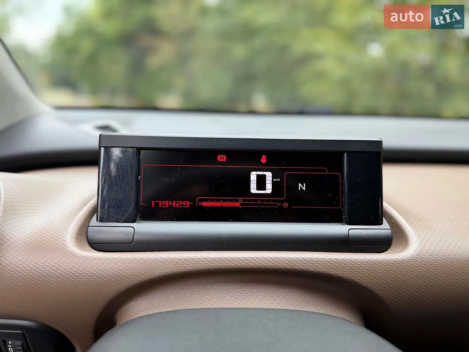 2016 Citroen C4 Cactus - мініатюра 25