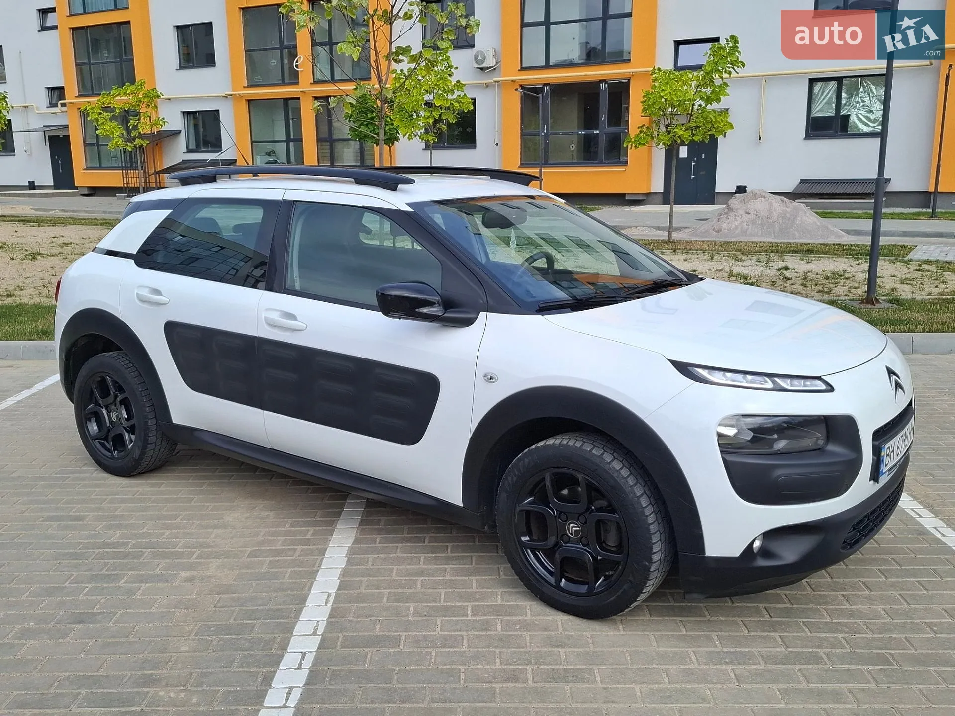 2017 Citroen C4 Cactus - мініатюра 2