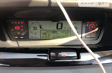 Минивэн Citroen C4 Picasso 2012 в 
