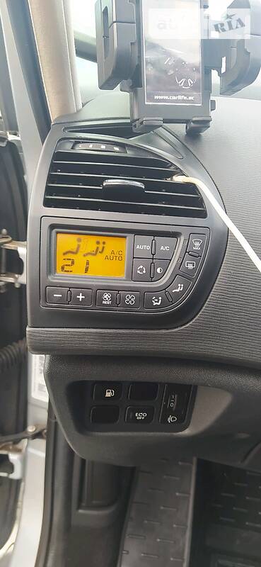 Універсал Citroen C4 Picasso 2011 в Києві