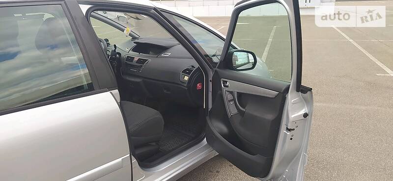 Універсал Citroen C4 Picasso 2011 в Києві