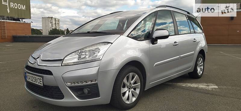 Универсал Citroen C4 Picasso 2011 в 