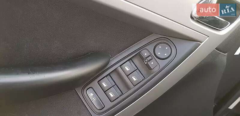 Универсал Citroen C4 Picasso 2012 в Луцке фото 8 Универсал Citroen C4 Picasso 2012 в Луцке