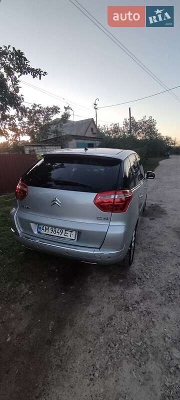 Седан Citroen C4 Picasso 2009 в Бердичеві
