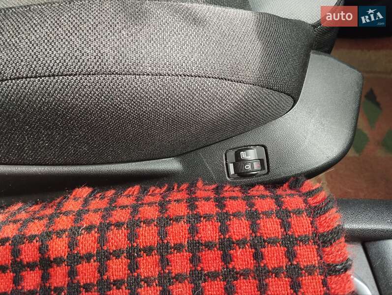 Минивэн Citroen C4 Picasso 2015 в Костополе фото 30 Минивэн Citroen C4 Picasso 2015 в Костополе