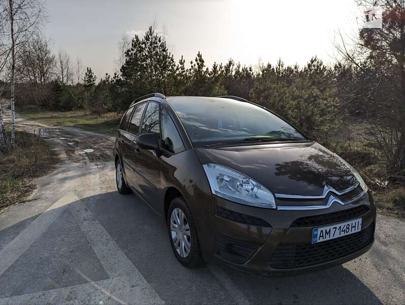 Микровэн Citroen C4 Picasso 2011 в 