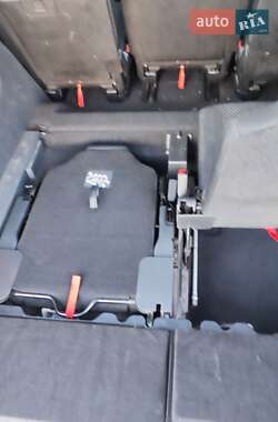 Микровэн Citroen C4 Picasso 2010 в 