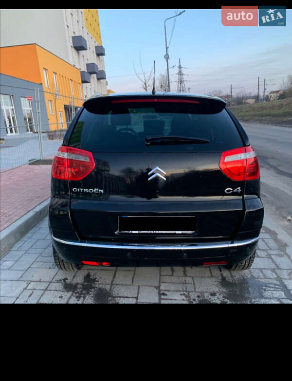Микровэн Citroen C4 Picasso 2010 в 