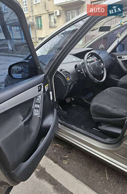 Мікровен Citroen C4 Picasso 2010 в 
