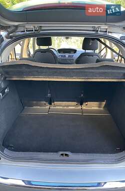 Микровэн Citroen C4 Picasso 2011 в 