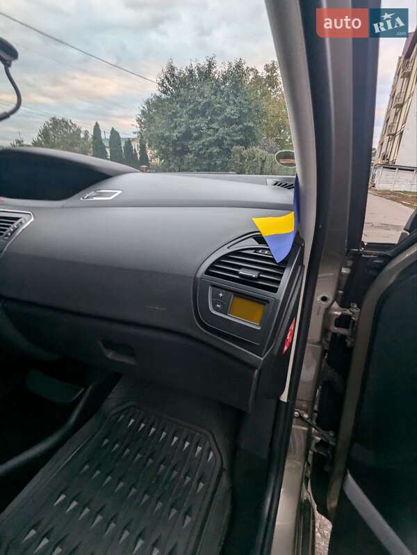 Микровэн Citroen C4 Picasso 2008 в Луцке