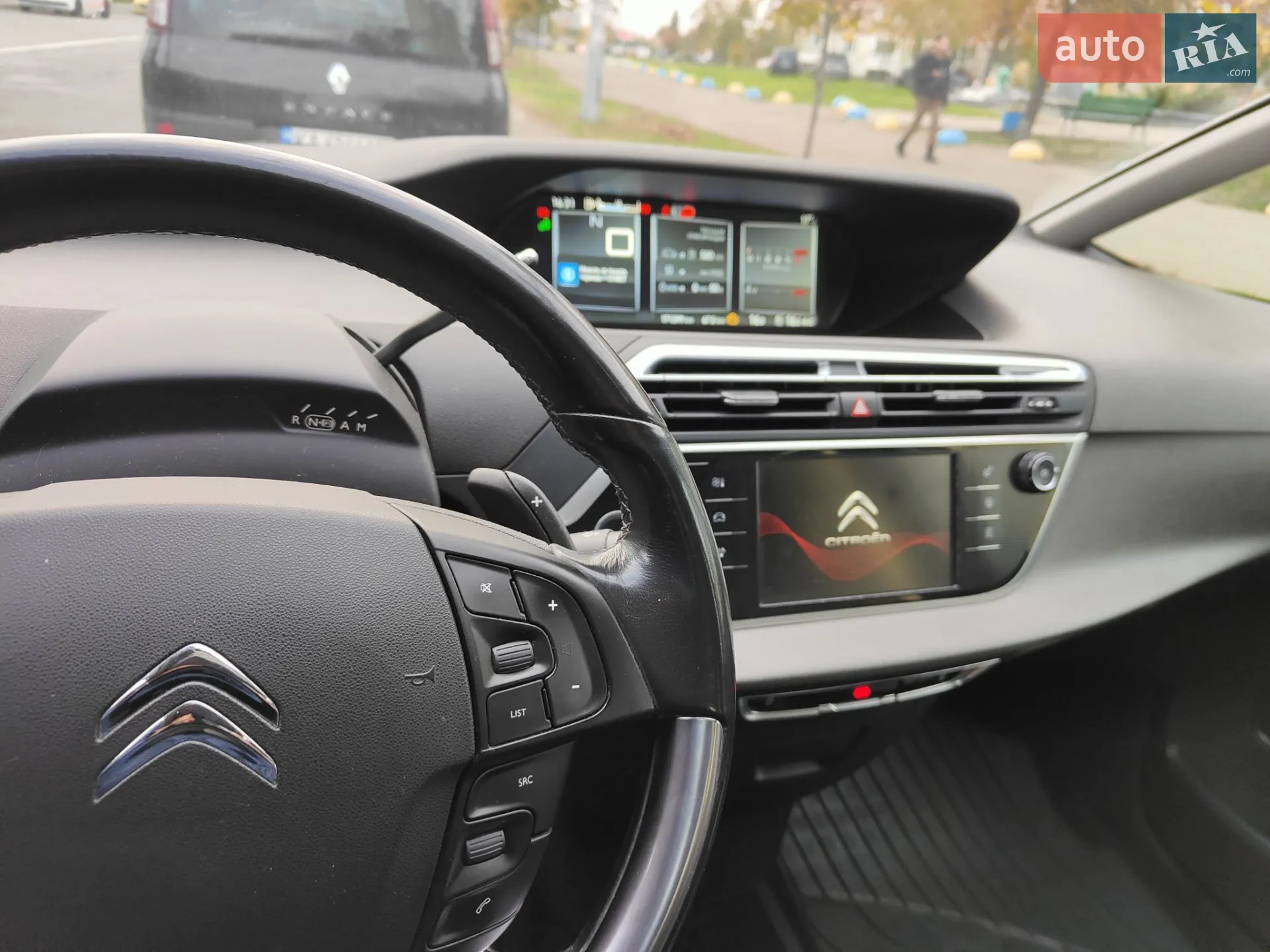 Citroen C4 Picasso 2014 VIN VF73A9HC8EJ659483 фото оголошення 19 з 31