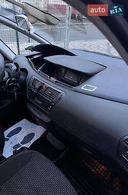 Микровэн Citroen C4 Picasso 2011 в 