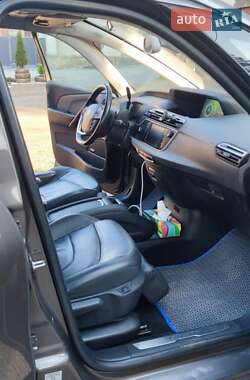 Микровэн Citroen C4 Picasso 2015 в 