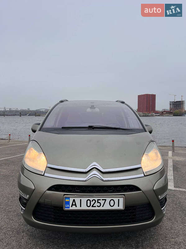 Микровэн Citroen C4 Picasso 2011 в 