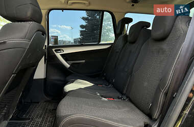 Микровэн Citroen C4 Picasso 2011 в 