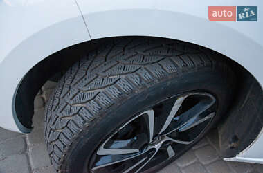 Мікровен Citroen C4 Picasso 2016 в 