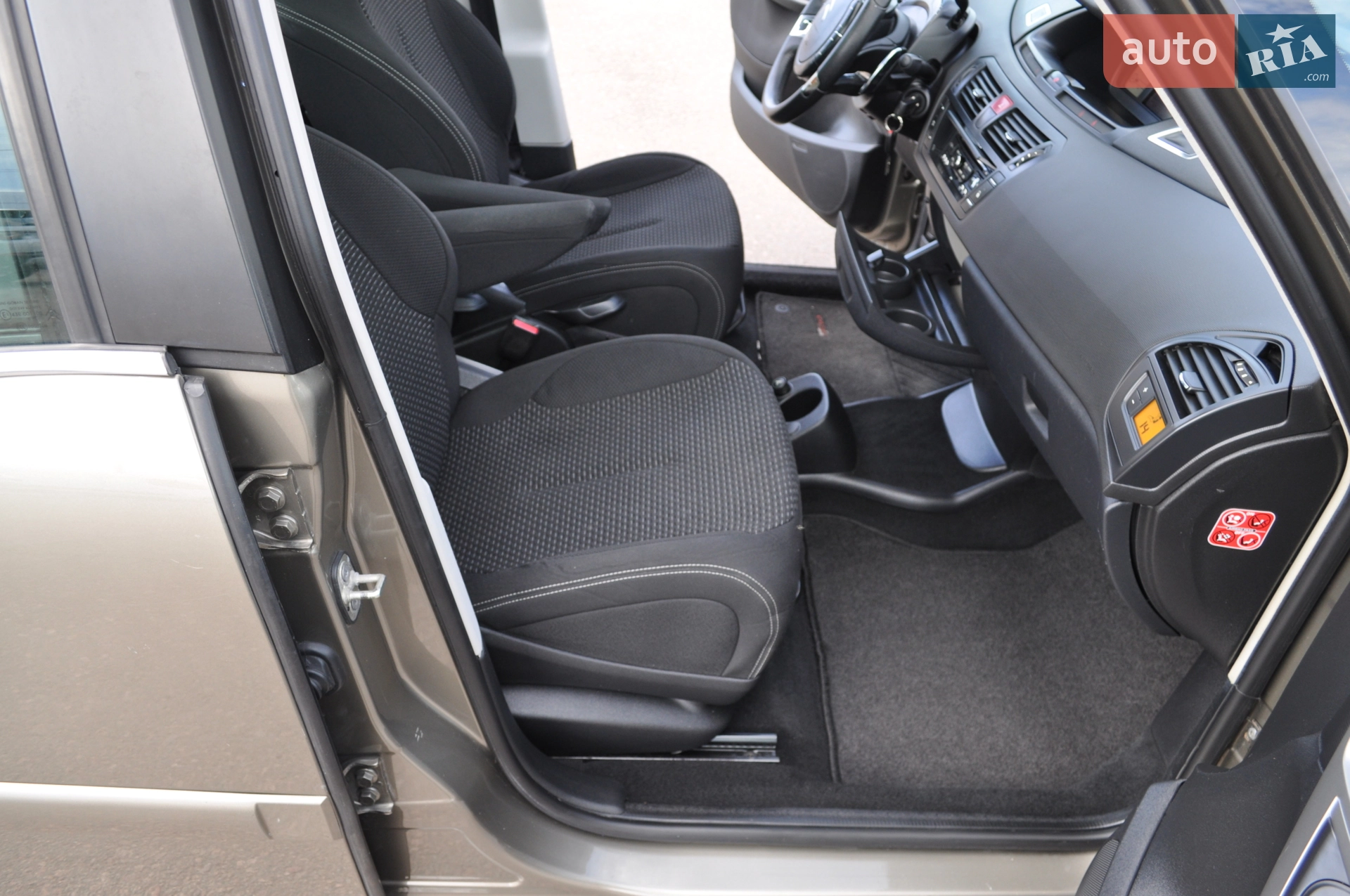 2011 Citroen C4 Picasso - мініатюра 56