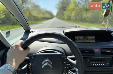 Микровэн Citroen C4 Picasso 2011 в 
