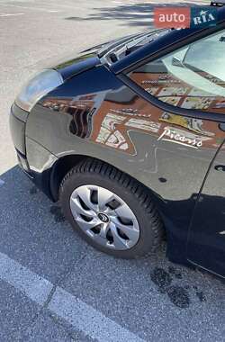 Микровэн Citroen C4 Picasso 2010 в 
