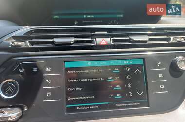 Мікровен Citroen C4 Picasso 2017 в 