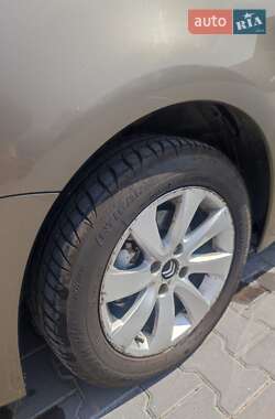 Микровэн Citroen C4 Picasso 2011 в 