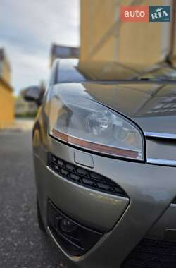 Микровэн Citroen C4 Picasso 2010 в 