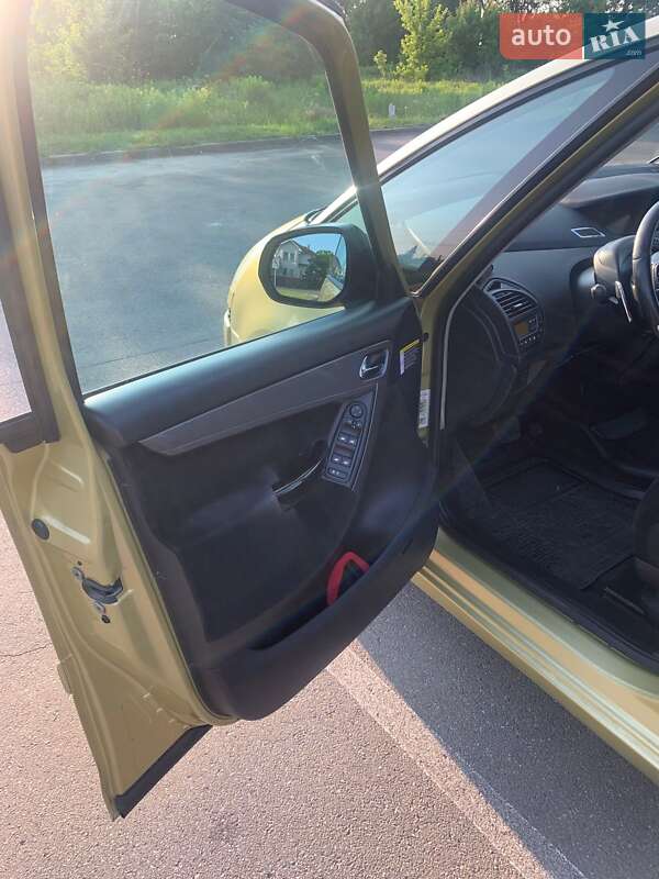 Микровэн Citroen C4 Picasso 2008 в Киеве