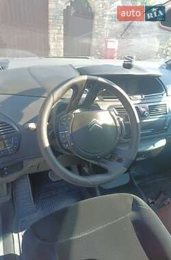 Микровэн Citroen C4 Picasso 2010 в 