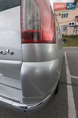 Микровэн Citroen C4 Picasso 2012 в 