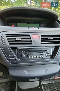 Микровэн Citroen C4 Picasso 2010 в 