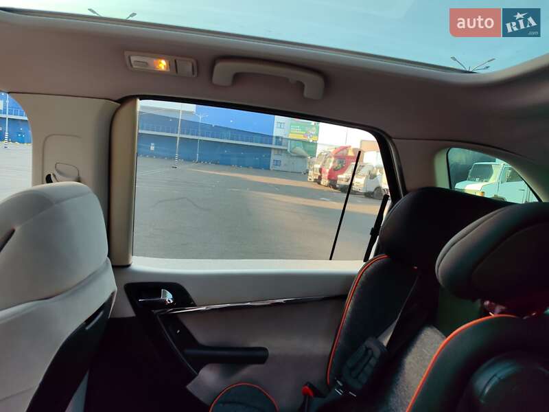 Микровэн Citroen C4 Picasso 2009 в Днепре