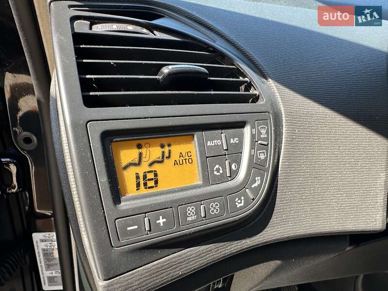 Микровэн Citroen C4 Picasso 2011 в Хмельницком фото 19 Микровэн Citroen C4 Picasso 2011 в Хмельницком