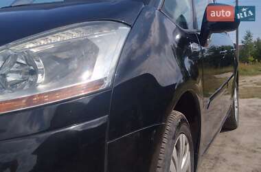 Микровэн Citroen C4 Picasso 2010 в 