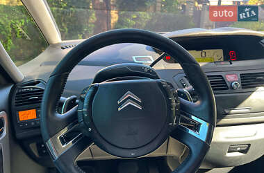 Микровэн Citroen C4 Picasso 2010 в 