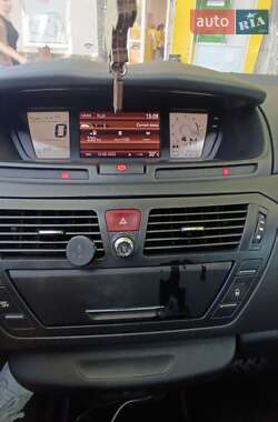 Микровэн Citroen C4 Picasso 2010 в 