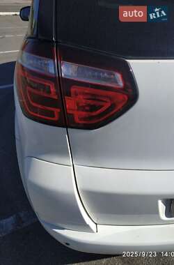 Микровэн Citroen C4 Picasso 2010 в 