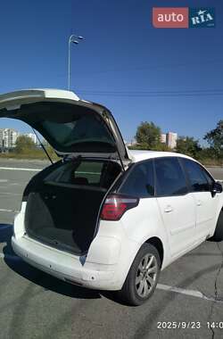 Микровэн Citroen C4 Picasso 2010 в 