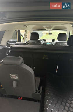 Мікровен Citroen C4 Picasso 2017 в  фото 15 Мікровен Citroen C4 Picasso 2017 в
