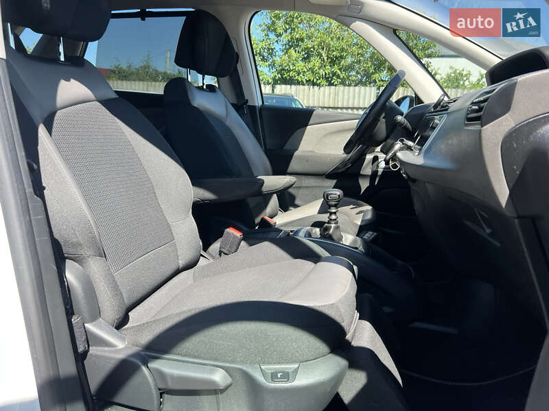 Микровэн Citroen C4 Picasso 2018 в Луцке фото 36 Микровэн Citroen C4 Picasso 2018 в Луцке