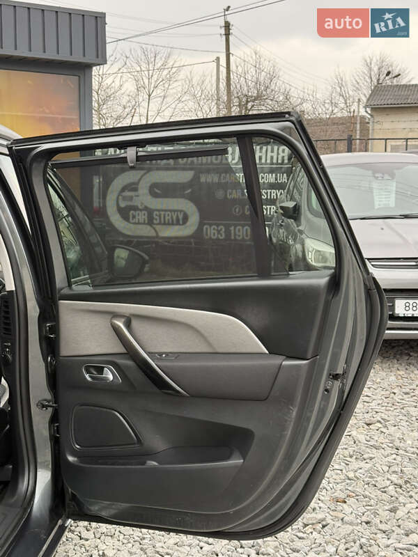 Микровэн Citroen C4 Picasso 2016 в Стрые фото 39 Микровэн Citroen C4 Picasso 2016 в Стрые