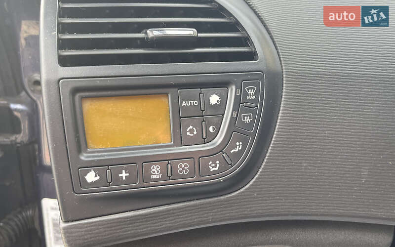 Мікровен Citroen C4 Picasso 2012 в Стрию