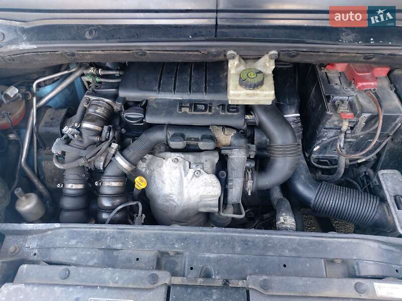 Микровэн Citroen C4 Picasso 2008 в Стрые фото 34 Микровэн Citroen C4 Picasso 2008 в Стрые