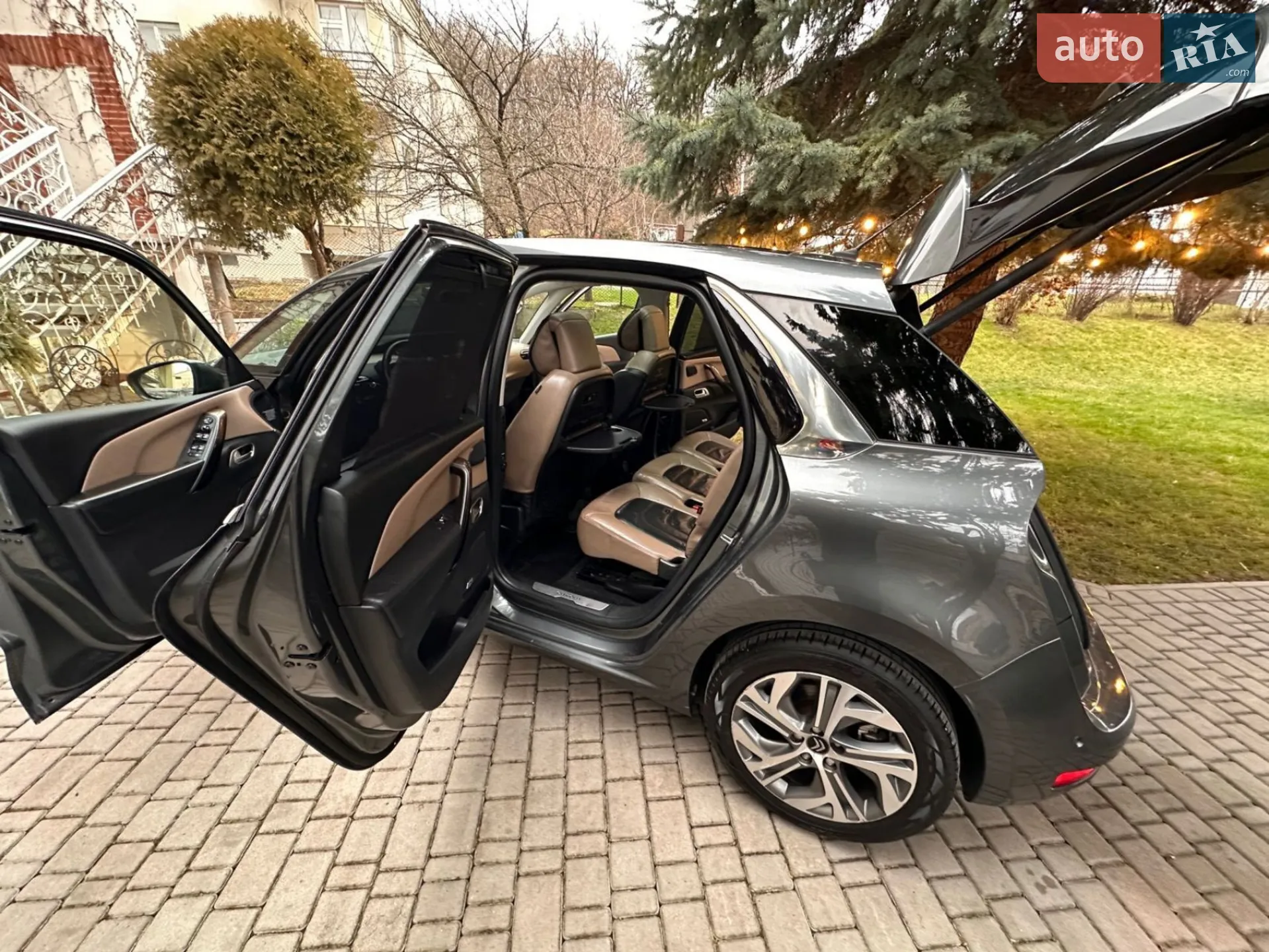 2015 Citroen C4 Picasso - мініатюра 30