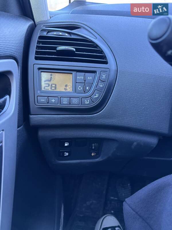 Мікровен Citroen C4 Picasso 2011 в Пулинах фото 13 Мікровен Citroen C4 Picasso 2011 в Пулинах