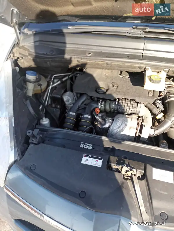 Citroen C4 Picasso 2012 VIN VF7UA9HR8CJ532596 фото оголошення 3 з 55