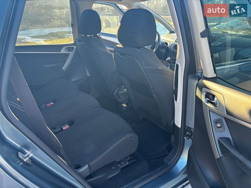 Микровэн Citroen C4 Picasso 2011 в Пулинах