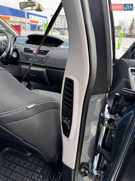 Минивэн Citroen C4 Picasso 2007 в Тернополе фото 32 Минивэн Citroen C4 Picasso 2007 в Тернополе